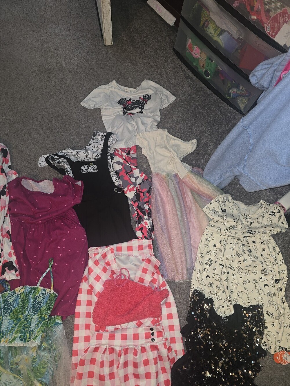 Girls Mix Bundle Sizes 7-12 - Picture 4 of 6